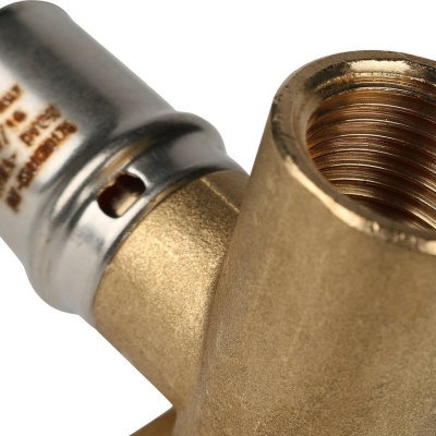 фото STOUT SFP-0012-001216 Угольник настенный с креплением удлинённый для металлопластиковых труб прессовой